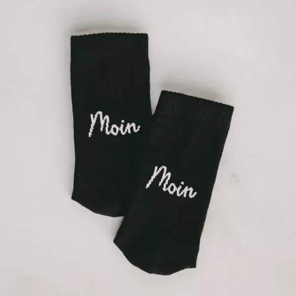 schwarze Socken Moin von Eulenschnitt | must have | Neu! | Modetrend! | gefällt mir!