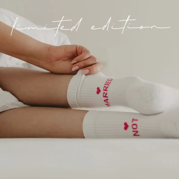 Limitierte Socken weiß Not Married Gr. M – Bild 5