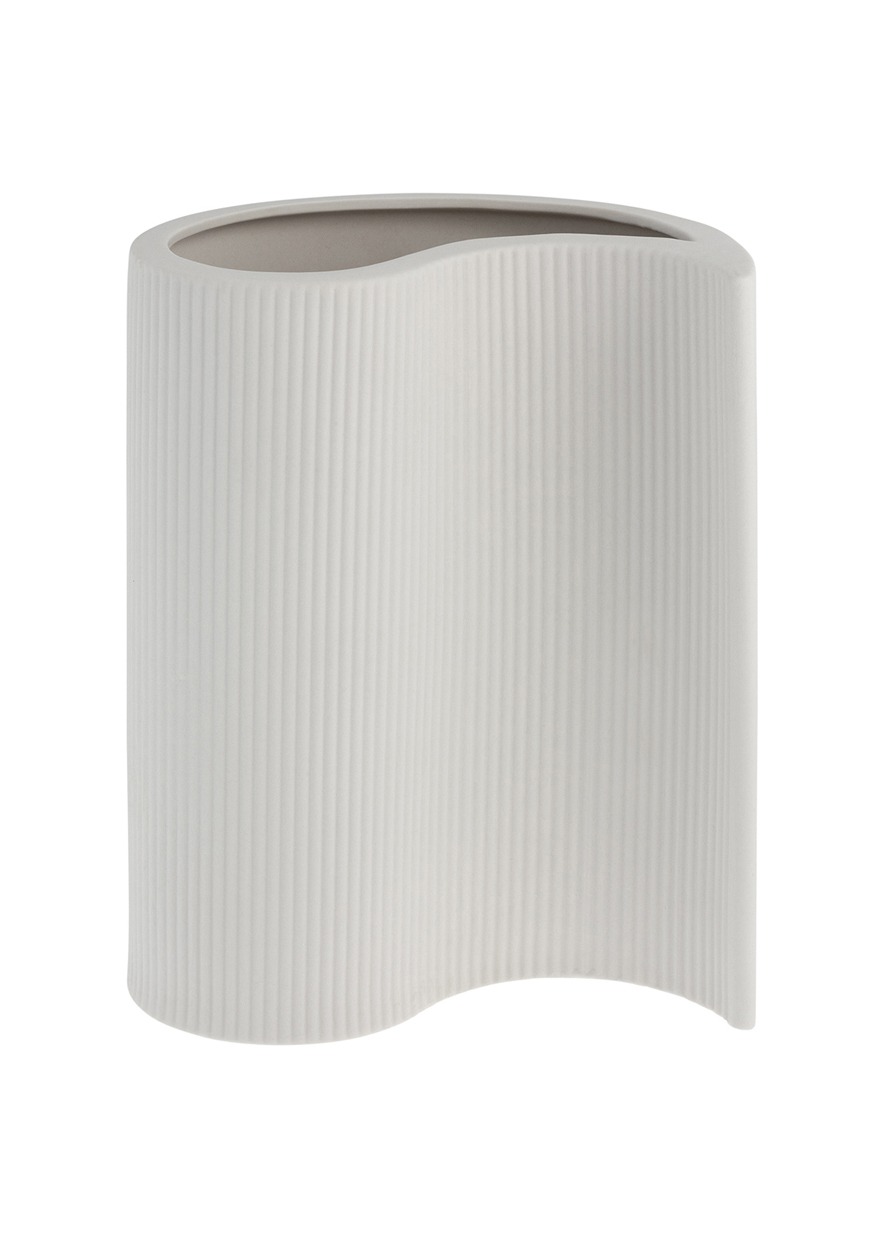 Mit einer Höhe von 23 cm ist sie groß genug, um auf dem Sideboard oder dem Esstisch eine zentrale Rolle einzunehmen.