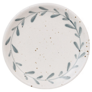 Der große Speiseteller Viola Leaf von Strömshaga (Ø 26 cm). Mit grünem Blättermuster & gewelltem Rand für deine Landhaus-Tafel ➤ Jetzt online bestellen!