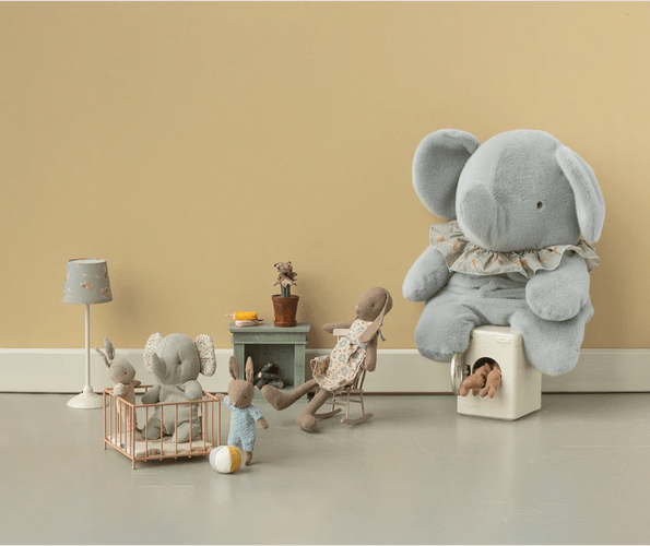 Maileg Laufstall „Playpen 2 ass. : My - Rose und Micro-dunkles Powder – Bild 3