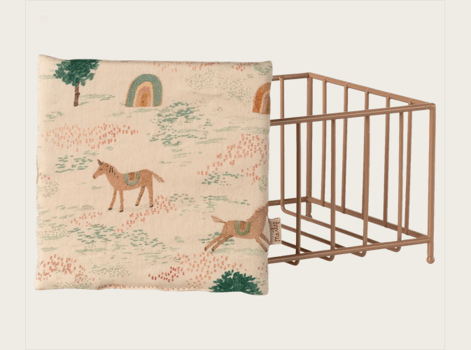 Maileg Laufstall „Playpen 2 ass. : My - Rose und Micro-dunkles Powder – Bild 2