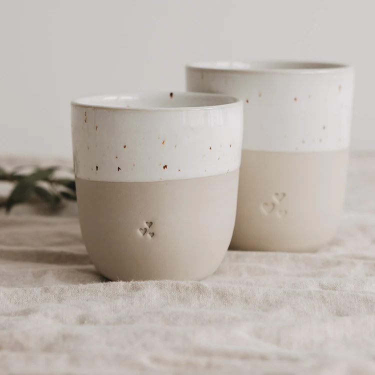 Eulenschnitt kleiner Becher „Kleine Herzen“. – Bild 5